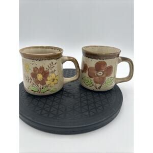 2 Vintage Beige Speckled Coffee Mug Stoneware Ceramic Flower Retro